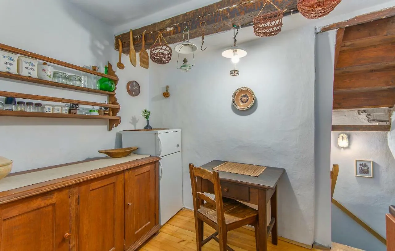 Apartment Kuharic Grožnjan 克罗地亚