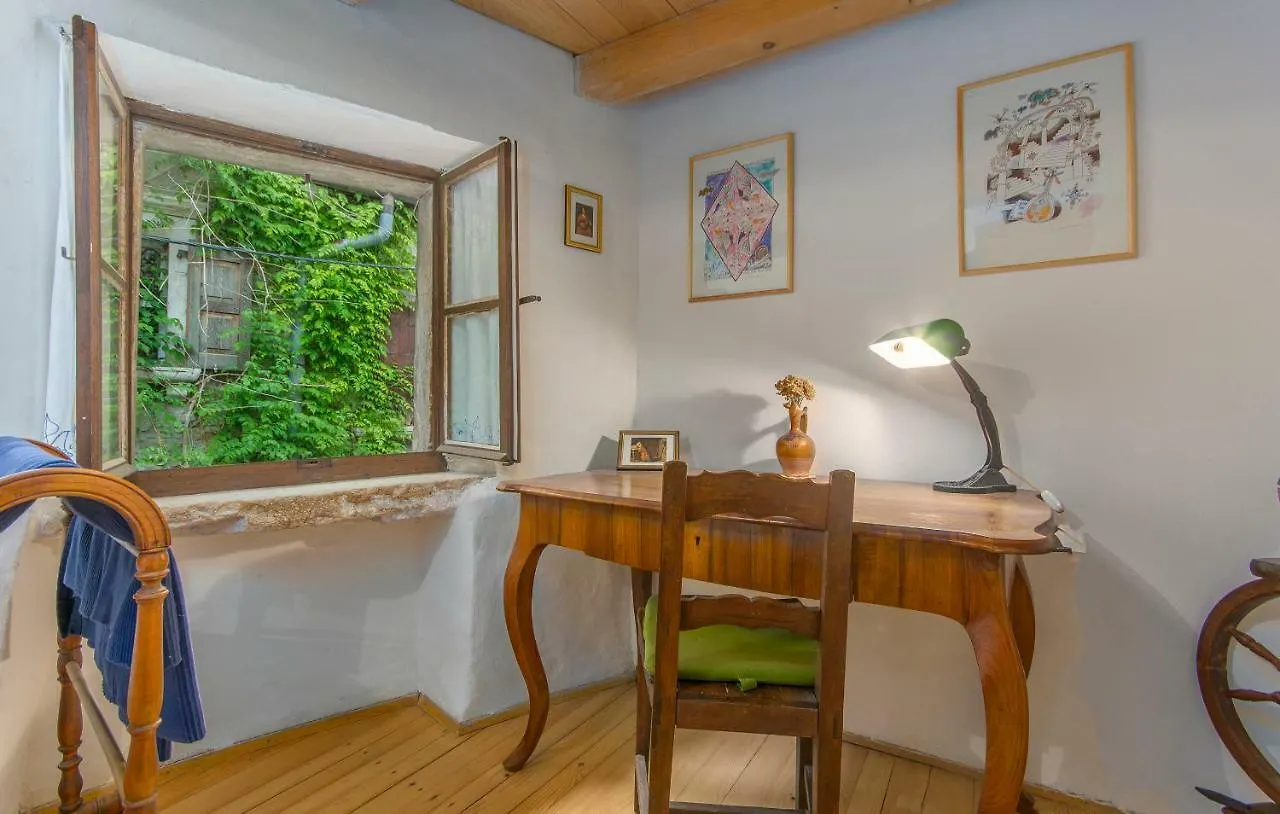 Apartment Kuharic Grožnjan 度假居